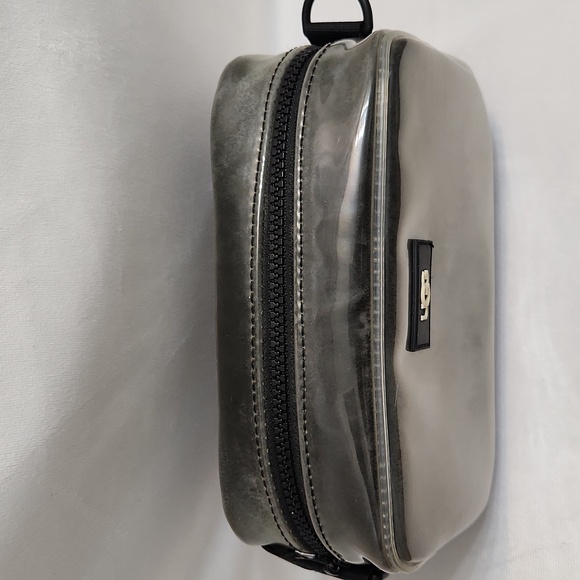 UGG Janey II Clear Sheepskin Crossbody Bag - Picture 5 of 15